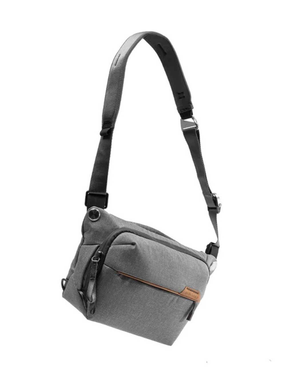 Peak Design Everyday Sling - Charcoal Gray - Picture 3 of 9